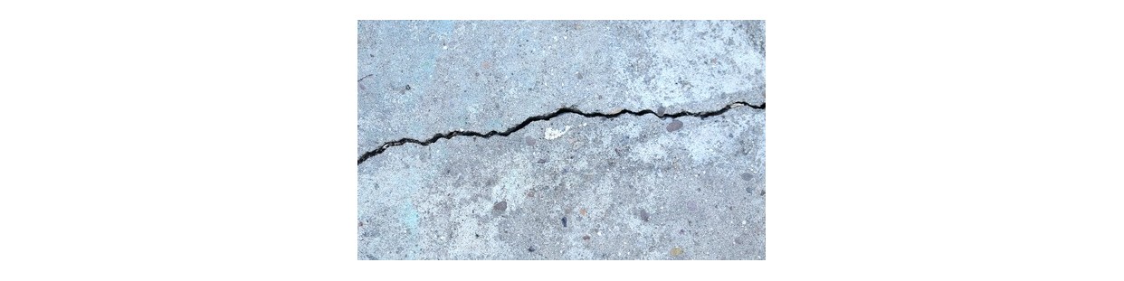 Colle epoxy pour sceller les fissures